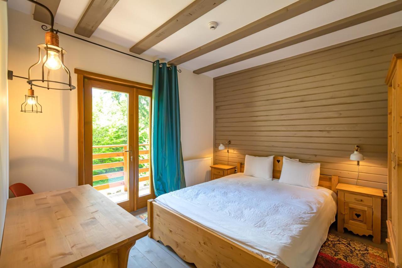 Chiba Chalet Тімішу-де-Жос Екстер'єр фото